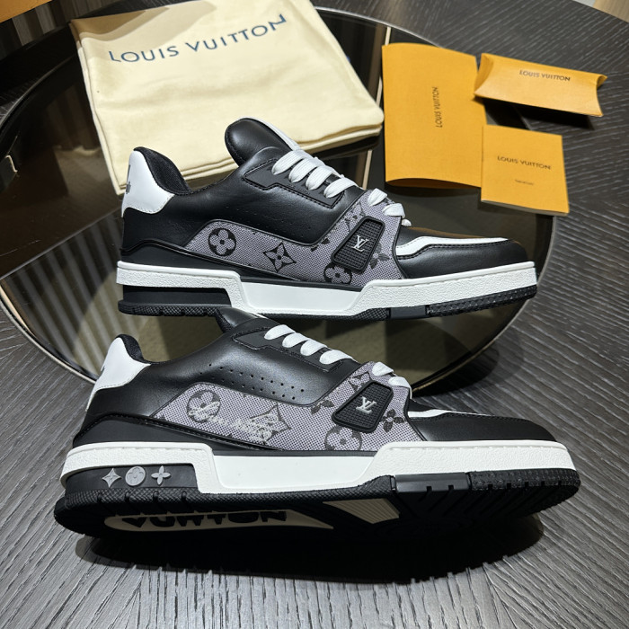 LOU1VTON SNEAKER