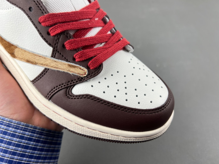 Travis Scott x Air Jordan 1 Low OG IQ5321-121