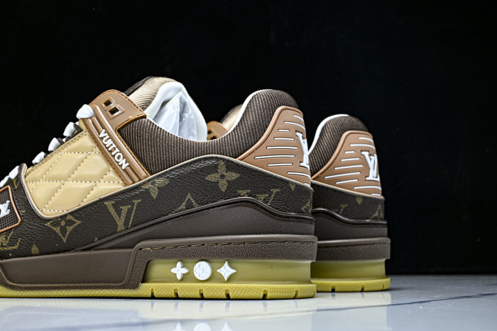 LOU1VTON SNEAKER