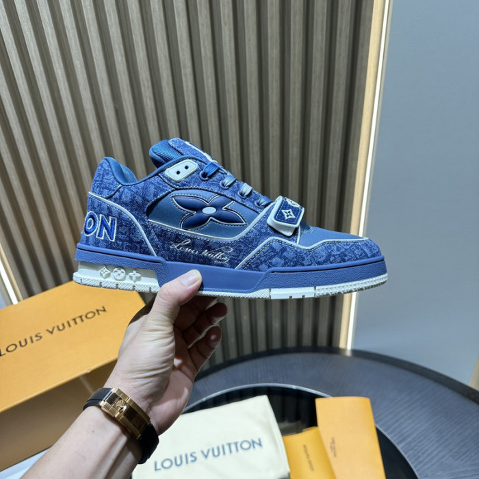 LOU1VTON SNEAKER