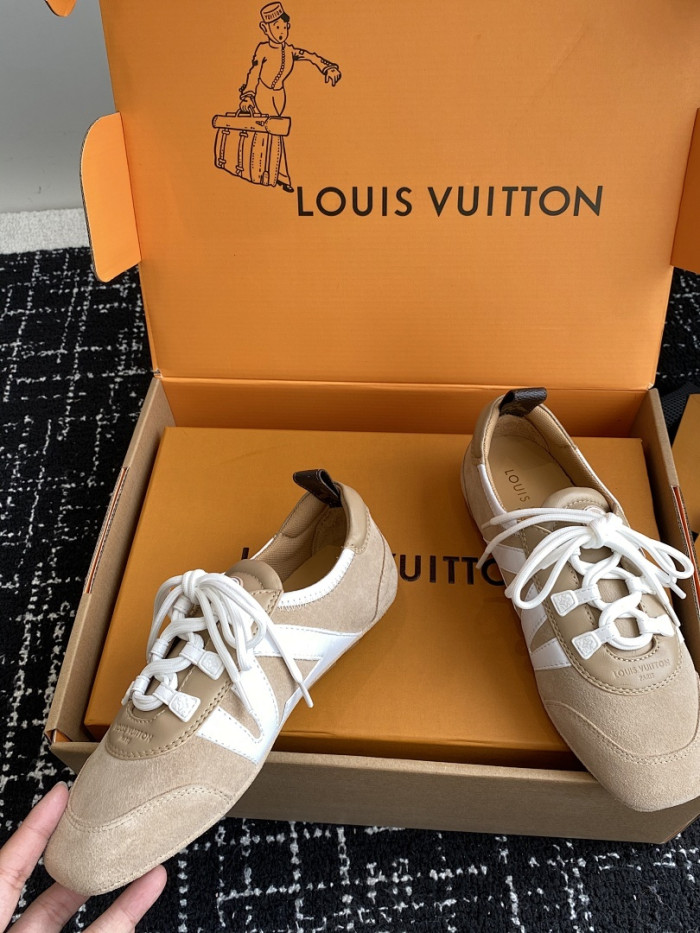 LOU1VTON SNEAKER