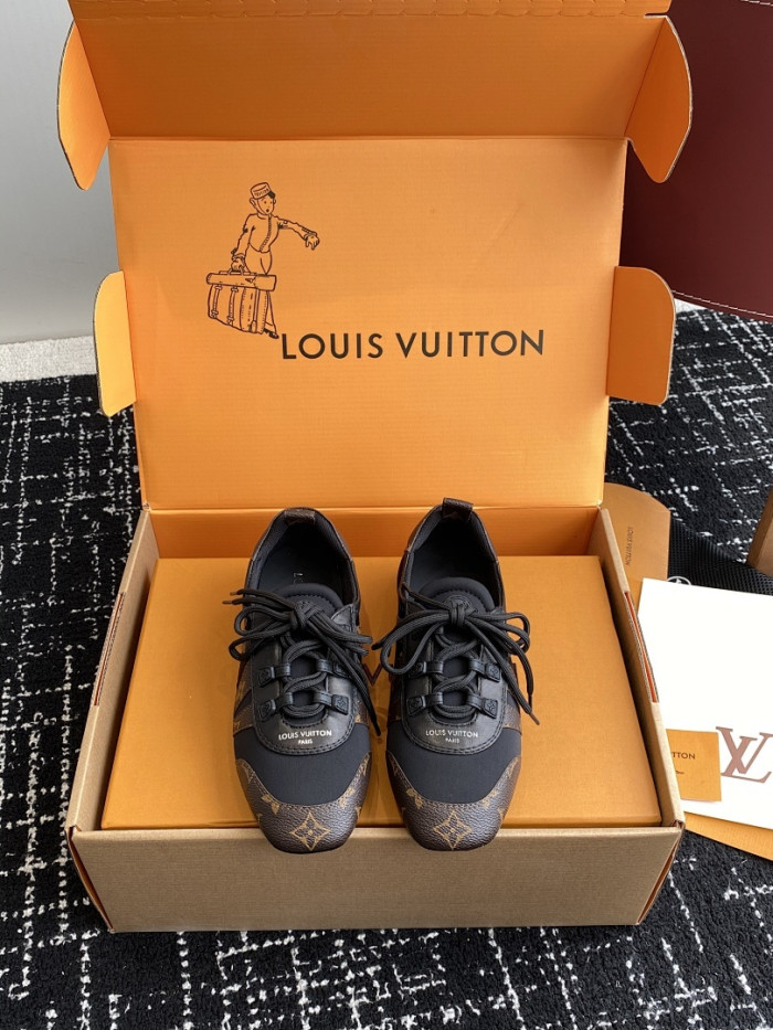 LOU1VTON SNEAKER