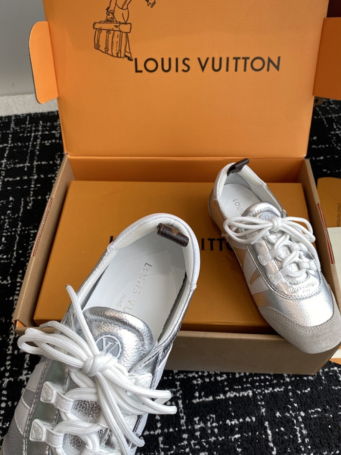 LOU1VTON SNEAKER