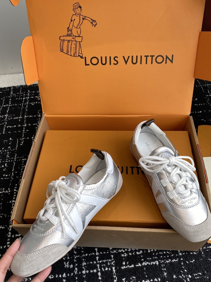 LOU1VTON SNEAKER