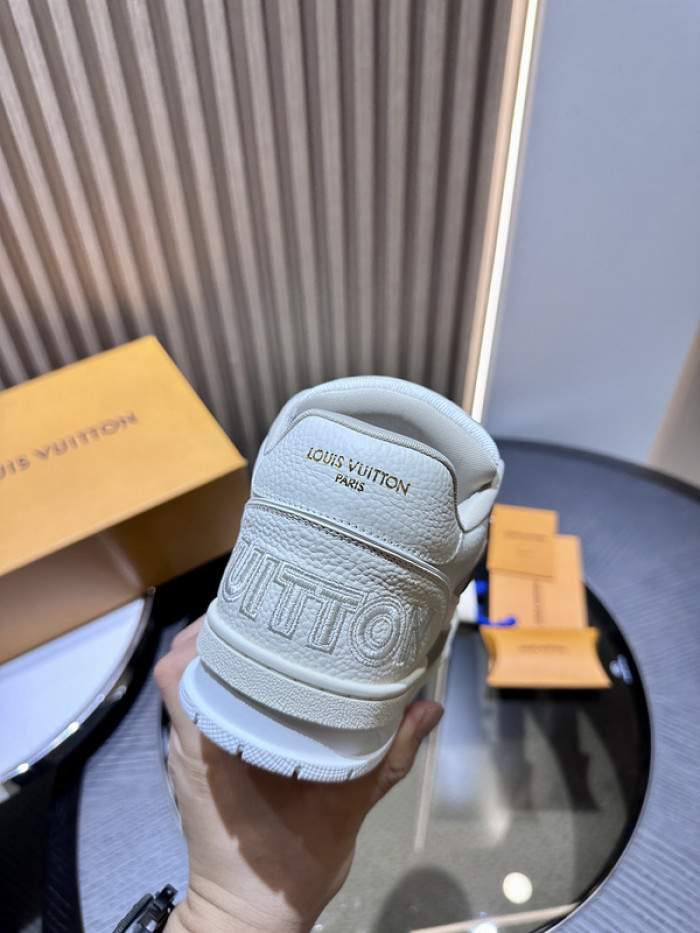 LOU1VTON SNEAKER
