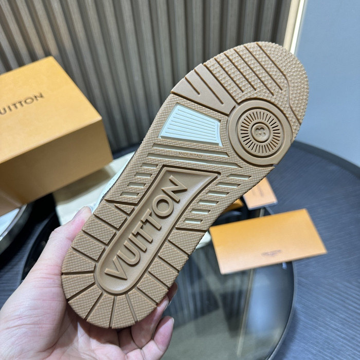 LOU1VTON SNEAKER