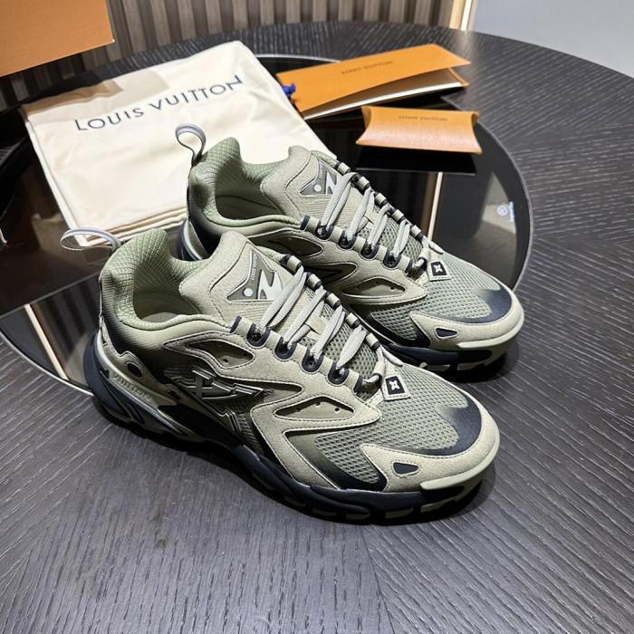 LOU1VTON SNEAKER