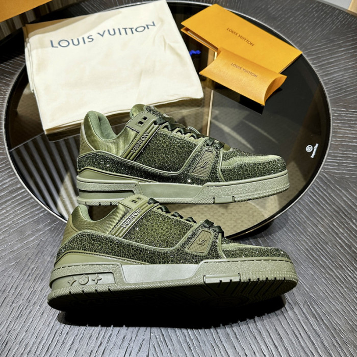 LOU1VTON SNEAKER