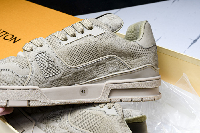 LOU1VTON SNEAKER