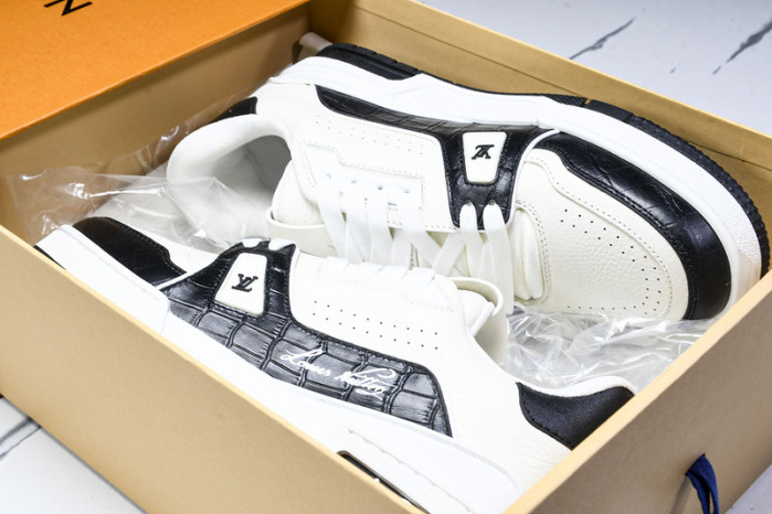 LOU1VTON SNEAKER
