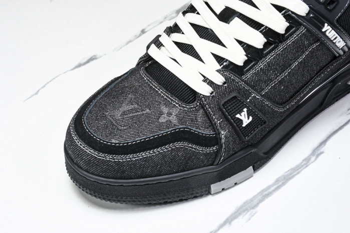 LOU1VTON SNEAKER