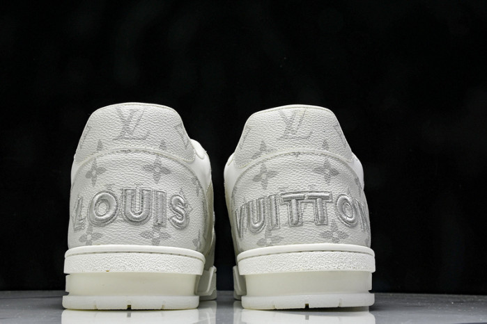 LOU1VTON SNEAKER