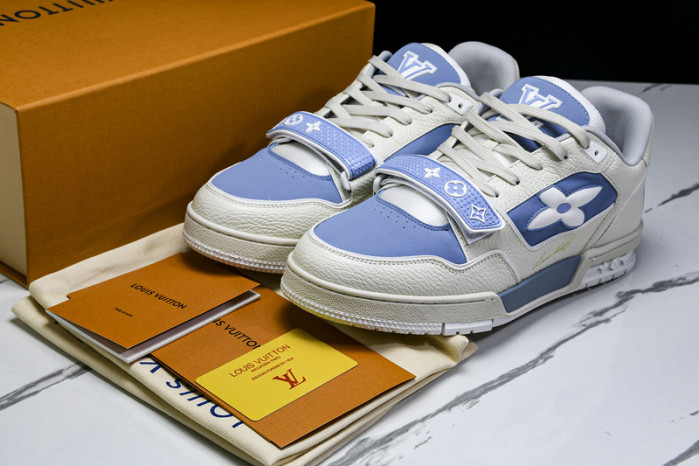 LOU1VTON SNEAKER