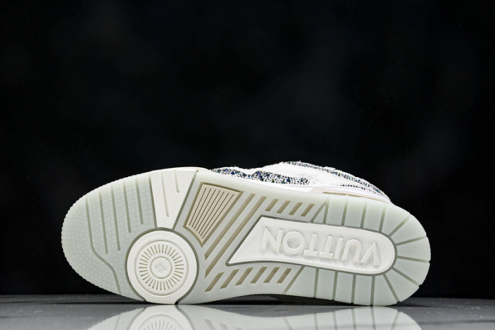 LOU1VTON SNEAKER