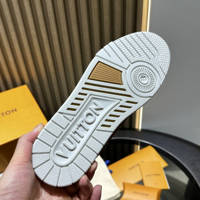 LOU1VTON SNEAKER