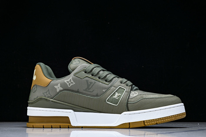 LOU1VTON SNEAKER