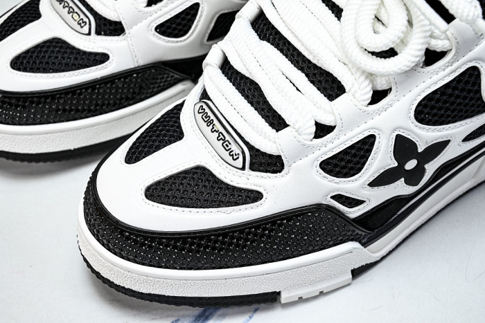 LOU1VTON SNEAKER