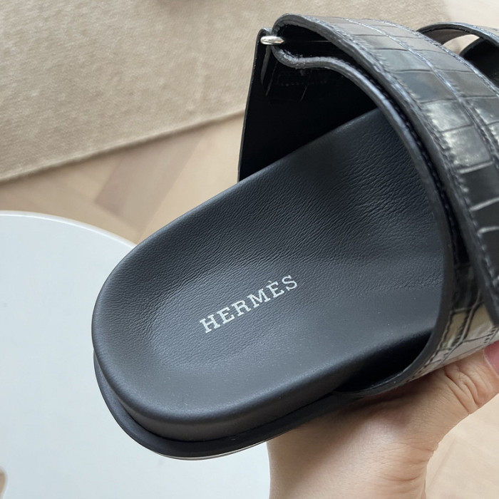 Her*mès Sandal