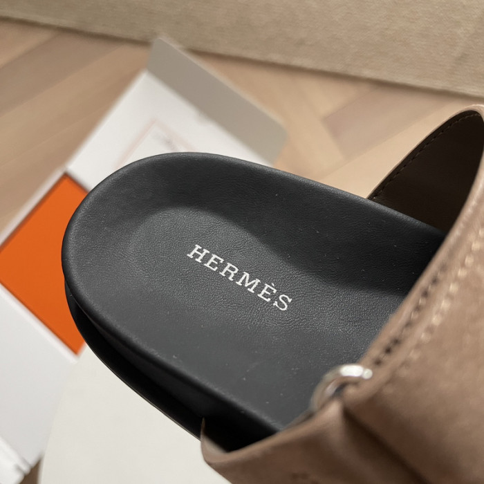 Her*mès Sandal