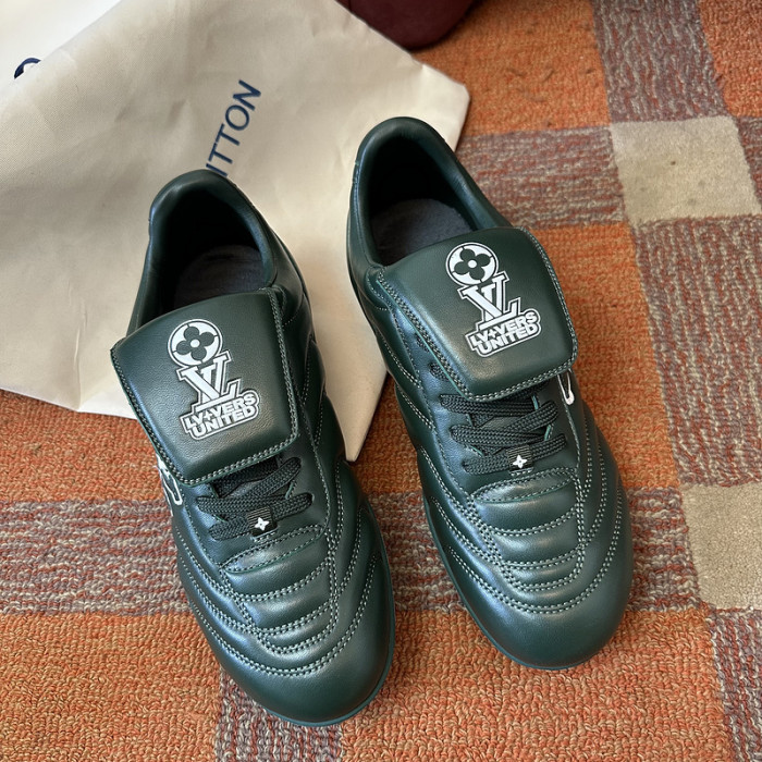 LOU1VTON SNEAKER