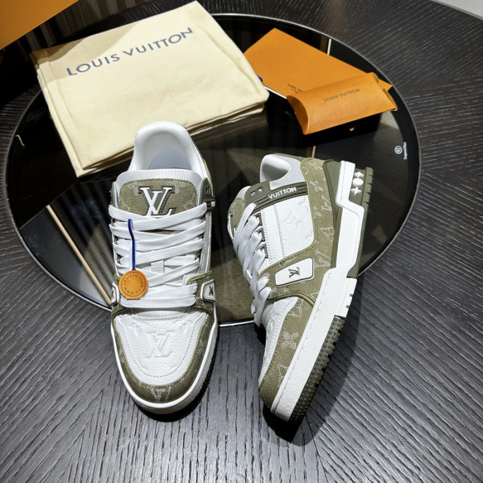 LOU1VTON SNEAKER
