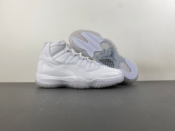 Air Jordan 11 Pack Expected Fall COMME des GARÇONS (2026) IV7639-100