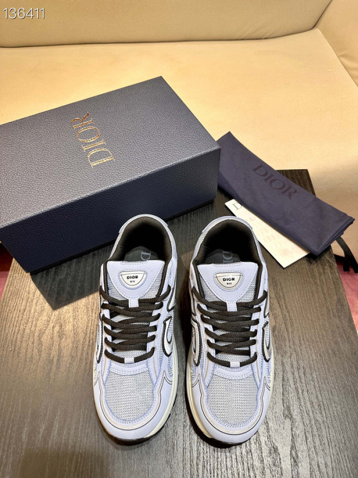 D1OR B30 SNEAKER