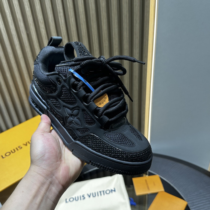 LOU1VTON SNEAKER