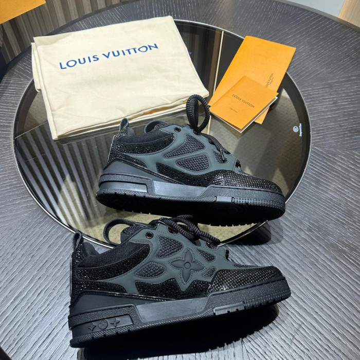 LOU1VTON SNEAKER