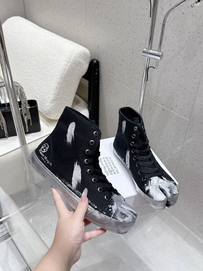 Ma1s0n M0rgiela Tabi