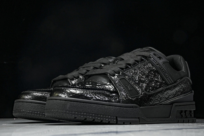 LOU1VTON SNEAKER