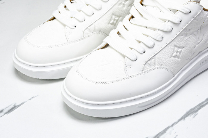 LOU1VTON SNEAKER