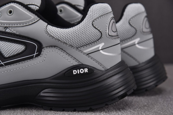 D1OR B30 SNEAKER