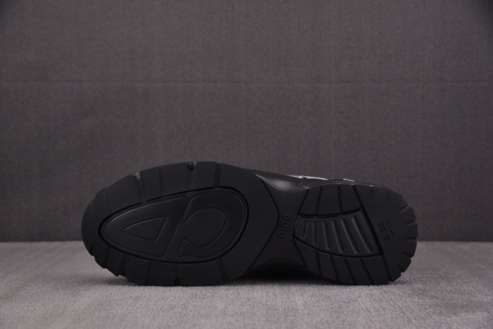 D1OR B30 SNEAKER