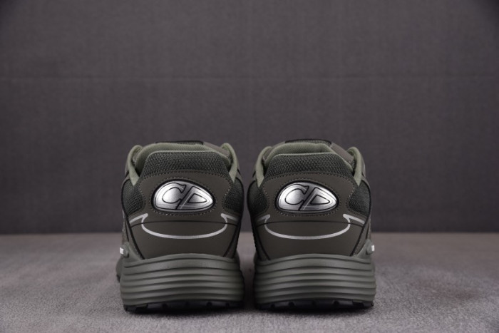 D1OR B30 SNEAKER