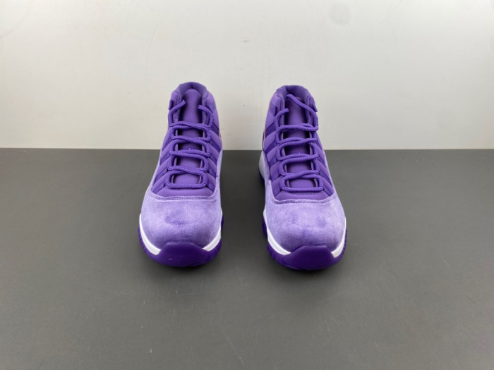 Air Jordan 11 CT8012-555