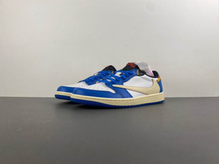 Travis Scott x Air Jordan 1 Low OG DM7866-111
