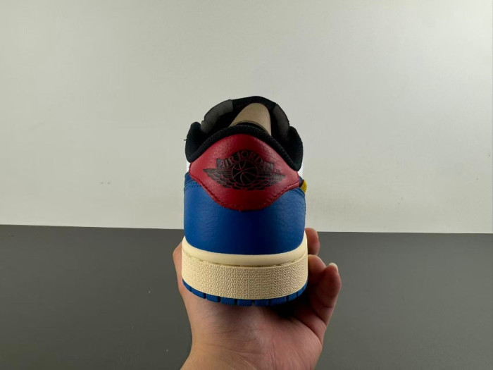 Air Jordan 1 Low UN HQ6998-146