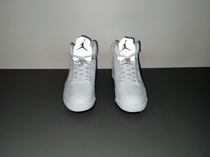 Air Jordan 5 “White Metallic” HQ7978-103