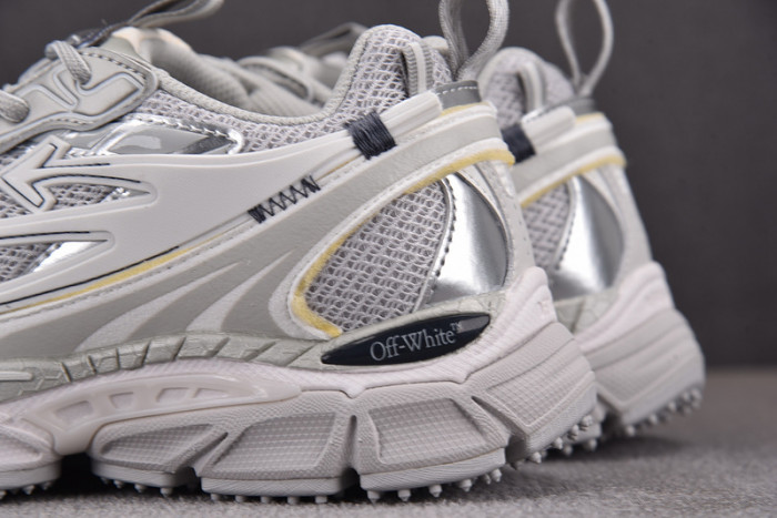 OFF-WHITE BE RIGHT BACK