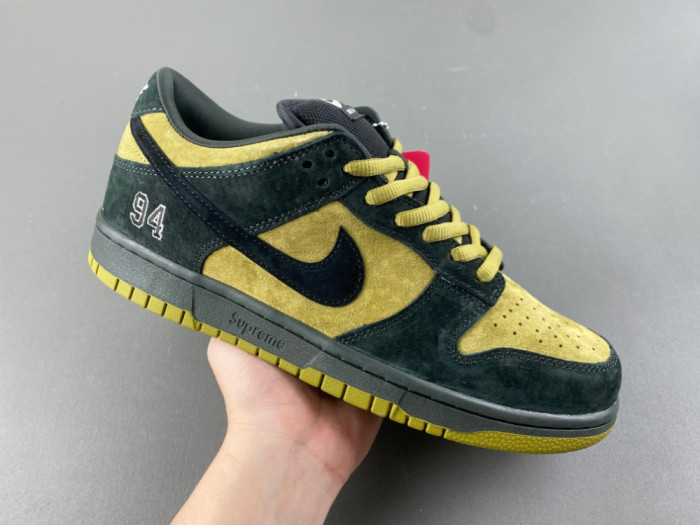 2025 Svp*me x nike dunk low sb camper green hq8487-300