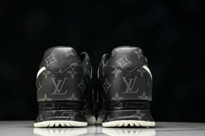 LOU1VTON SNEAKER