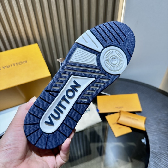 LOU1VTON SNEAKER