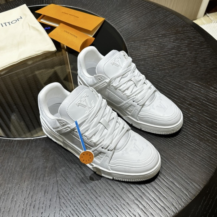 LOU1VTON SNEAKER