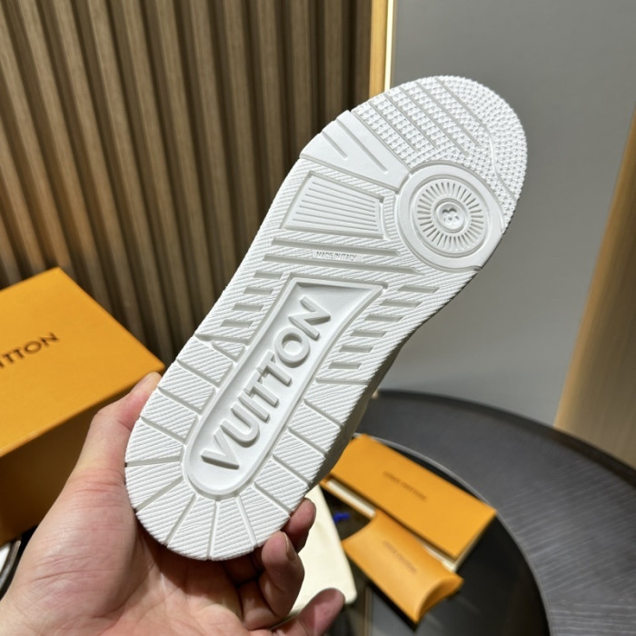 LOU1VTON SNEAKER