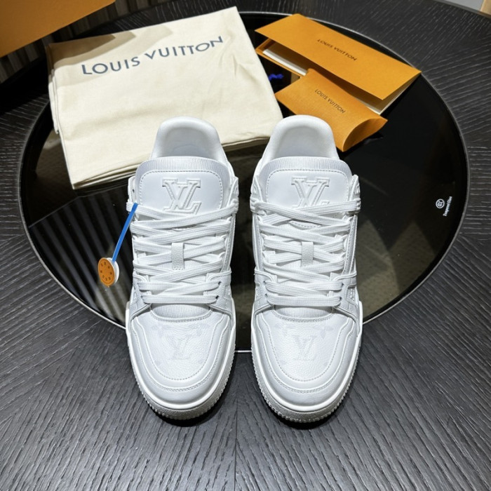 LOU1VTON SNEAKER