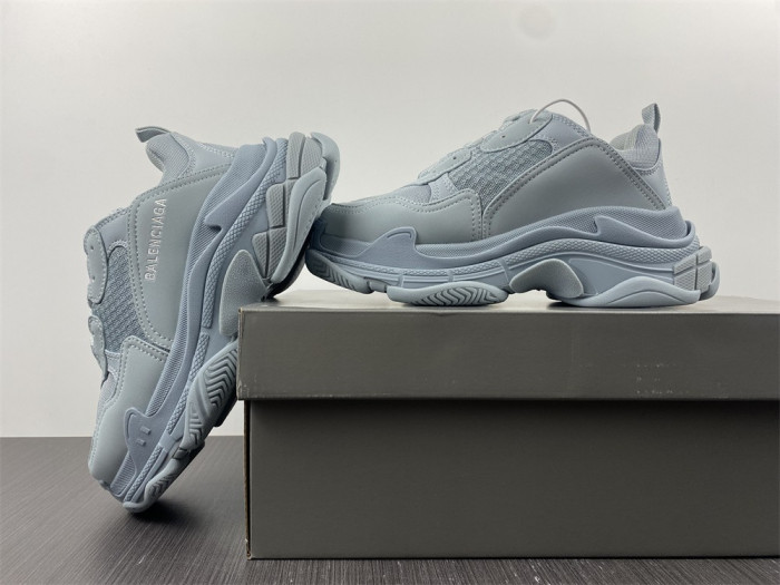 blc* triple s trainer