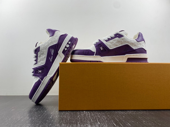 LOU1VTON trainer (EU47)