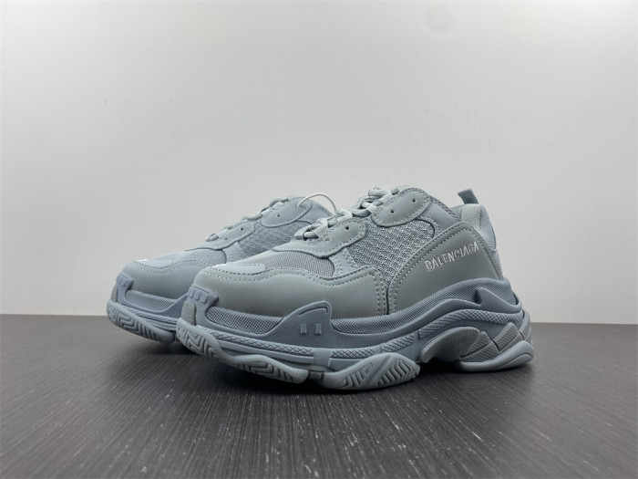 blc* triple s trainer