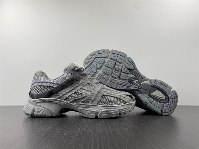 blc* phantom sneaker